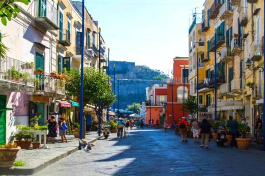 Appartamento Sul Mare Ad Ischia Ponte Ngoại thất bức ảnh